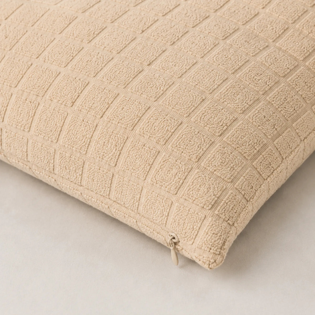 FABRIVANE Textured Grid 20-Inch Pillow Cover